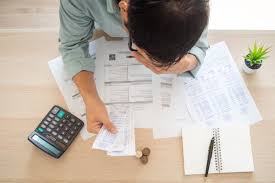 Alerta do BC: Brasileiros Estão Perdendo Até 50% do Salário Com Este Erro Financeiro – Você Também?
