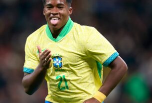 Lucas Silva nega ter sido expulso de ônibus e diz que fica no Olympique (11/02/16-09h09)